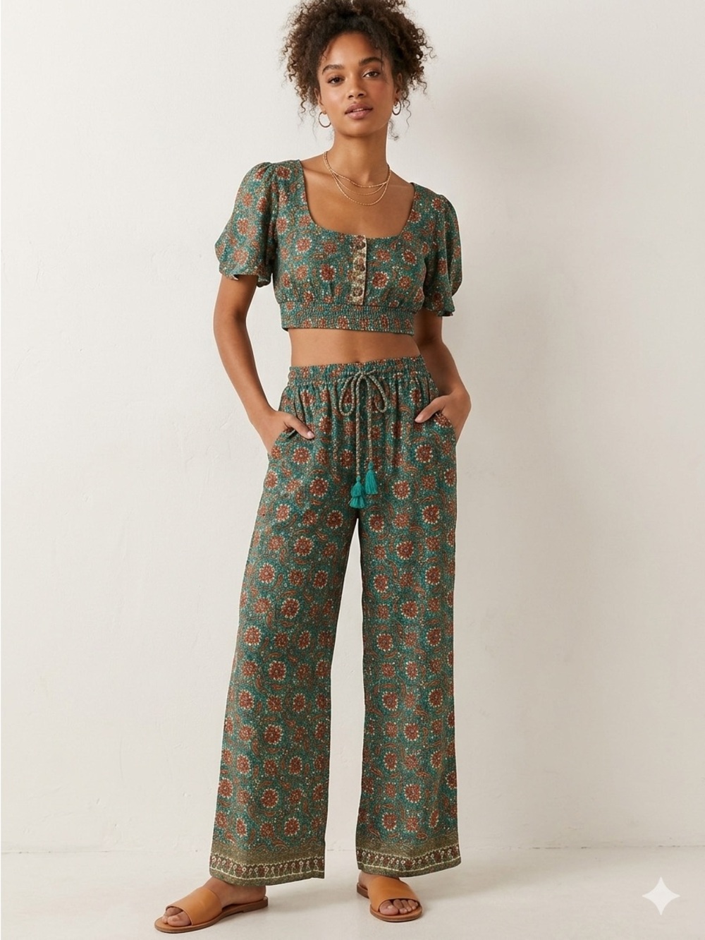 Boutique Women's Green Floral Two-Piece Set